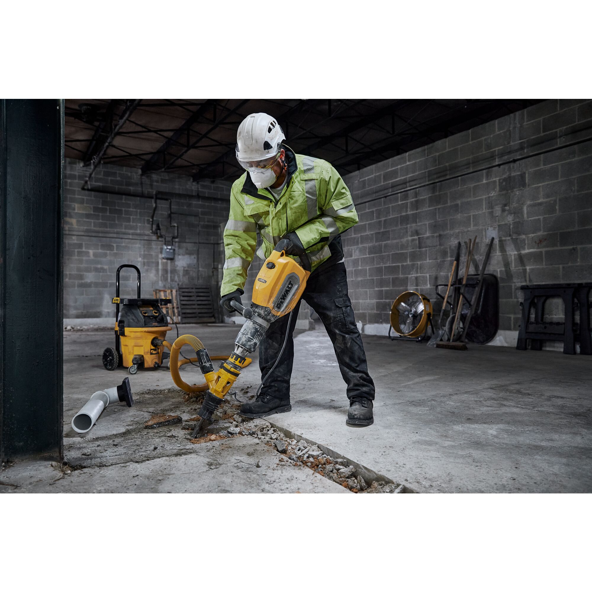 Dewalt deals 11kg breaker