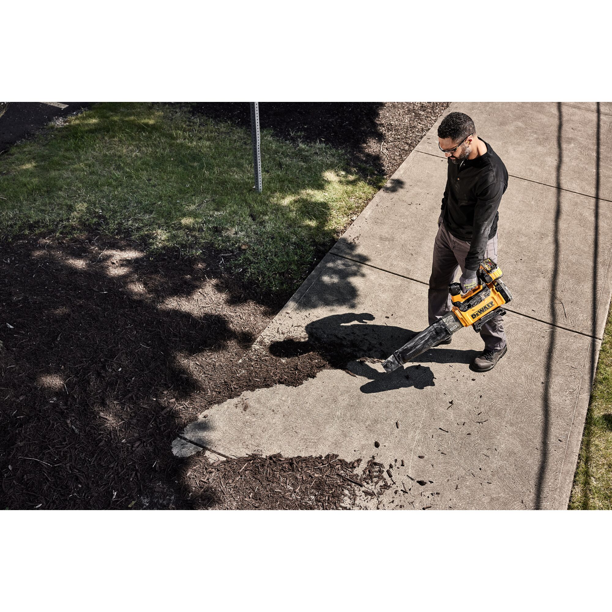 Dewalt leaf on sale blower mulcher