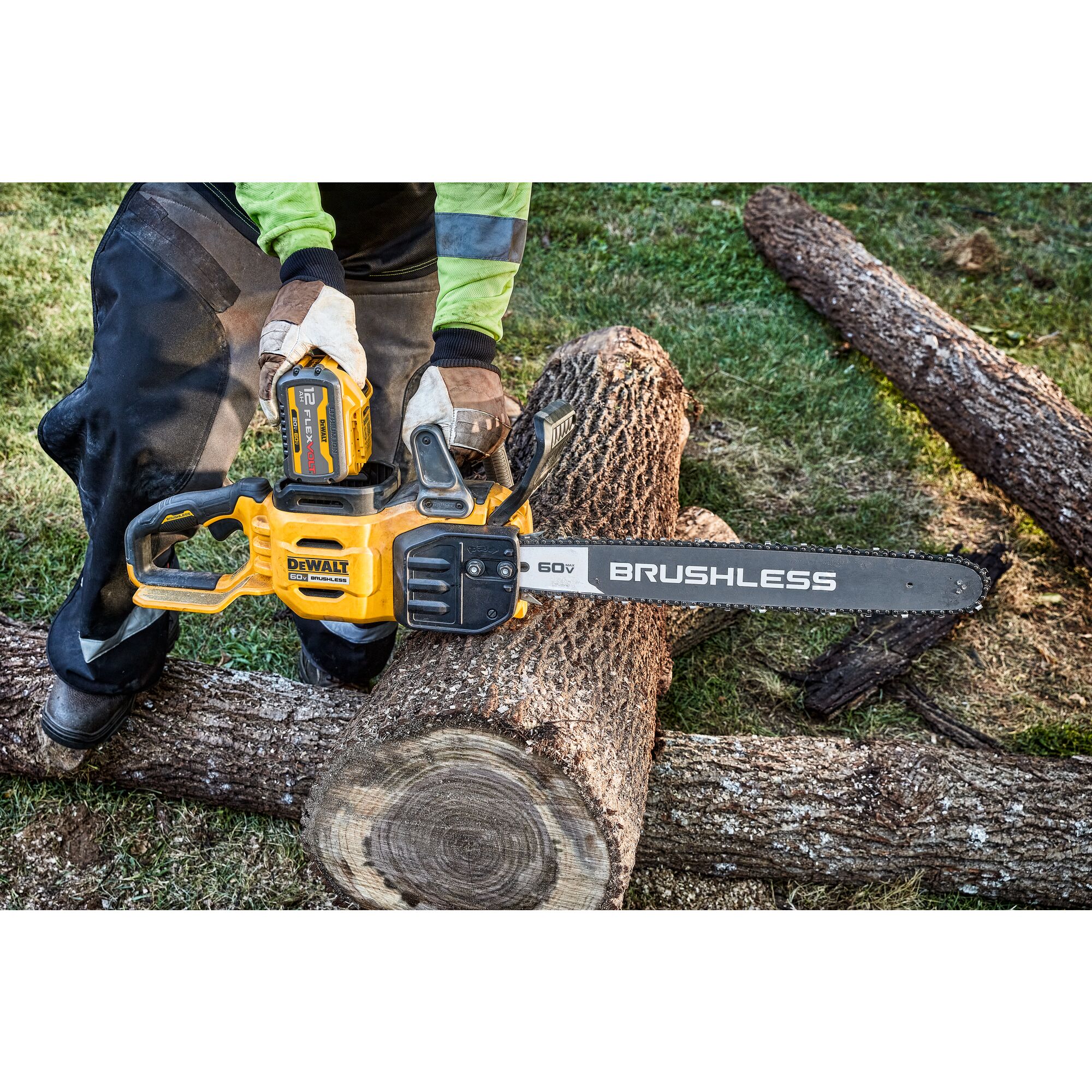 Dewalt cordless outlet chainsaw 60v