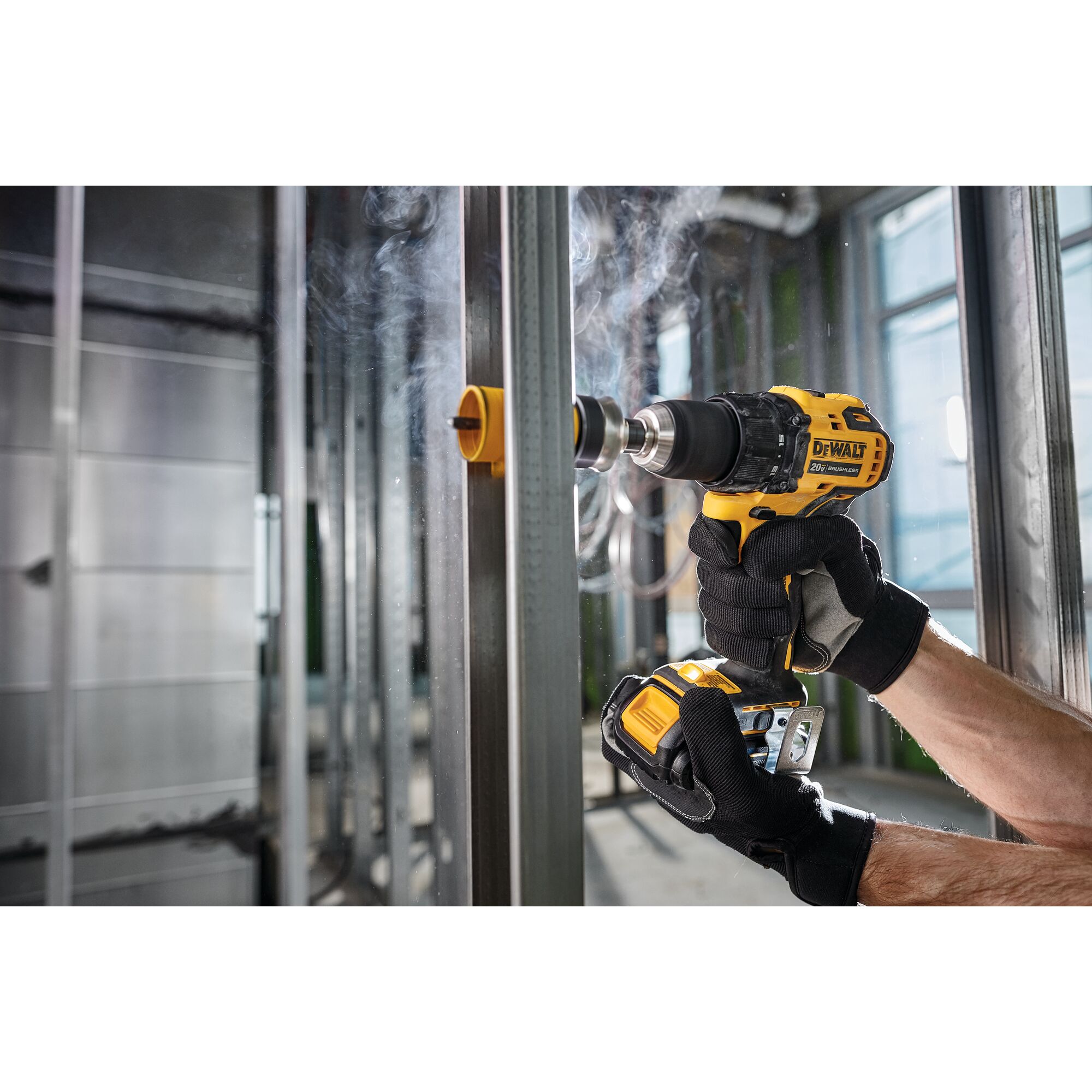 Atomic drill online dewalt