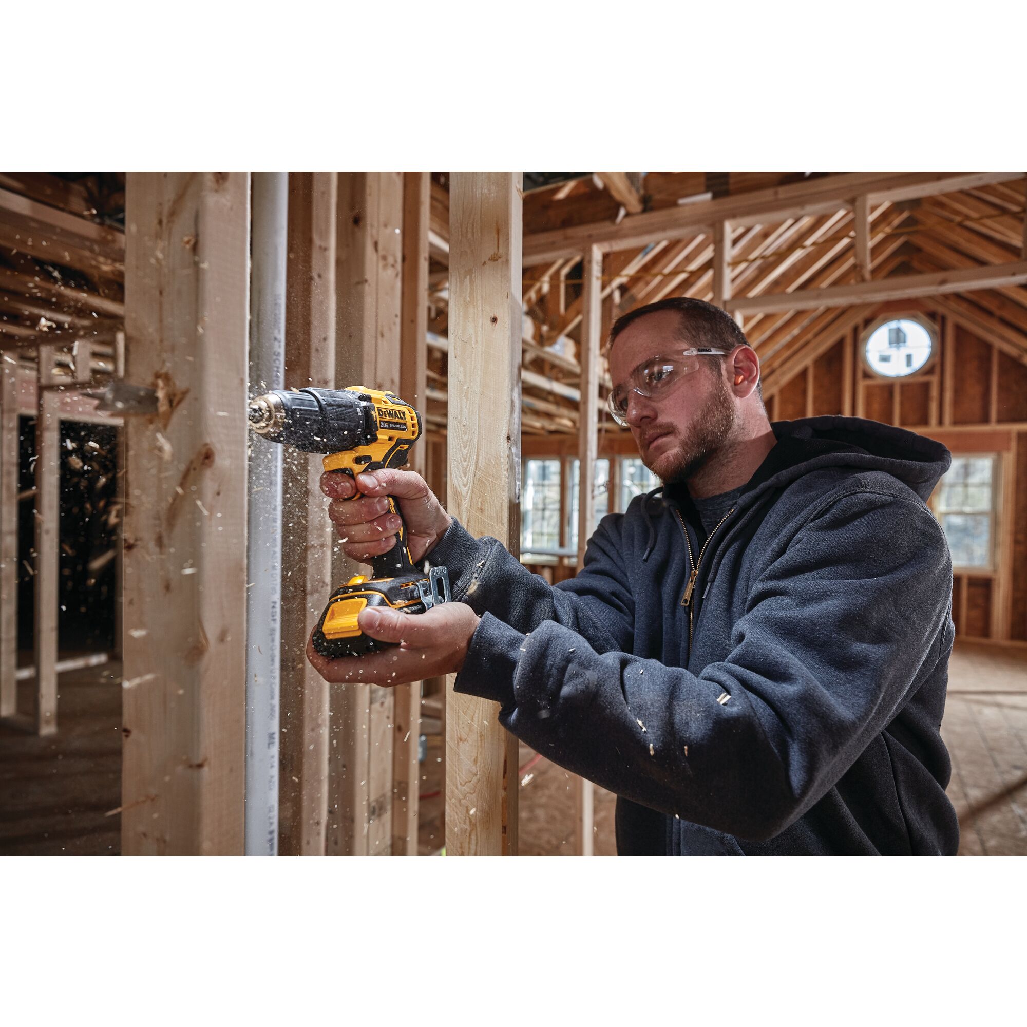 Dewalt atomic deals compact drill driver