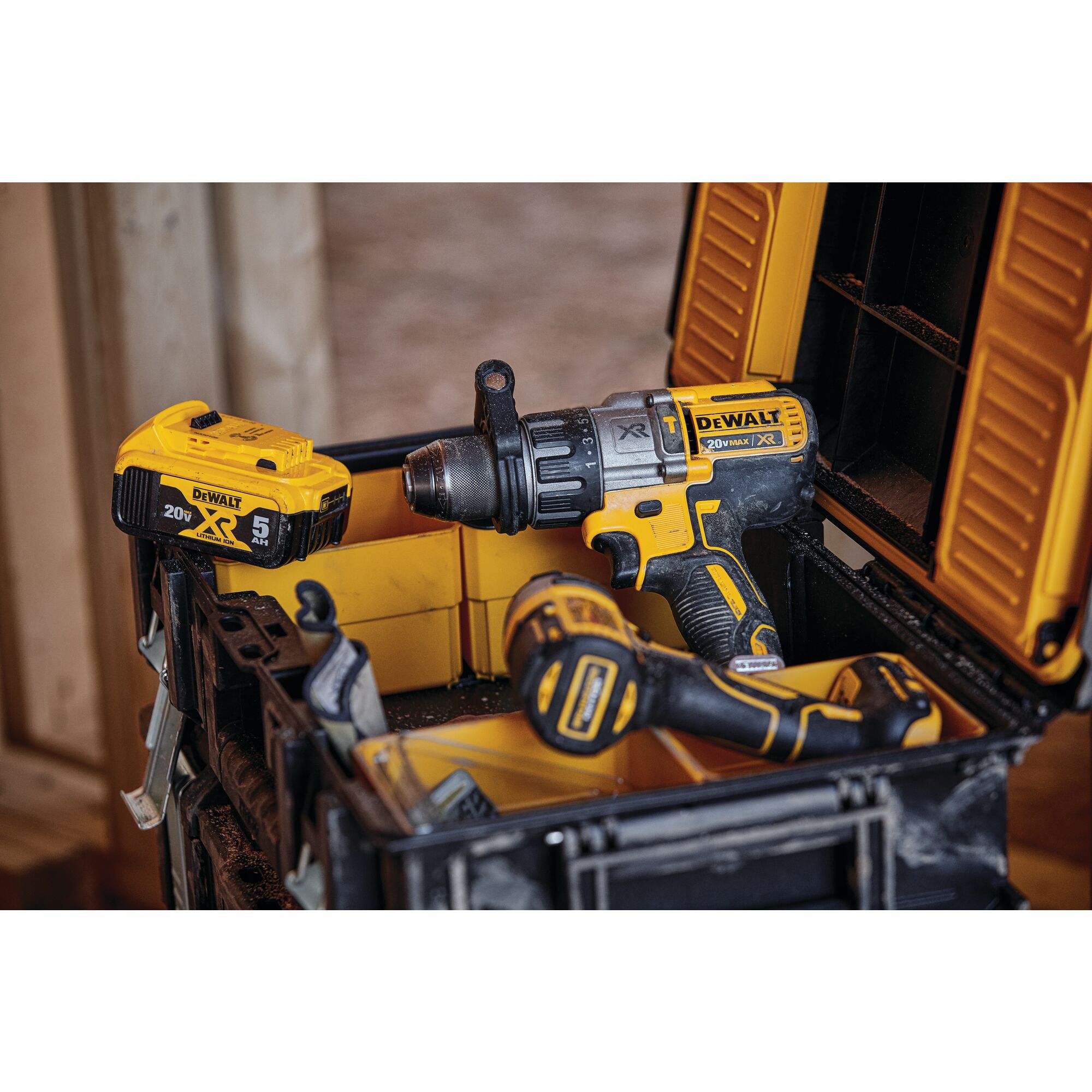 Dewalt 996 deals drill kit