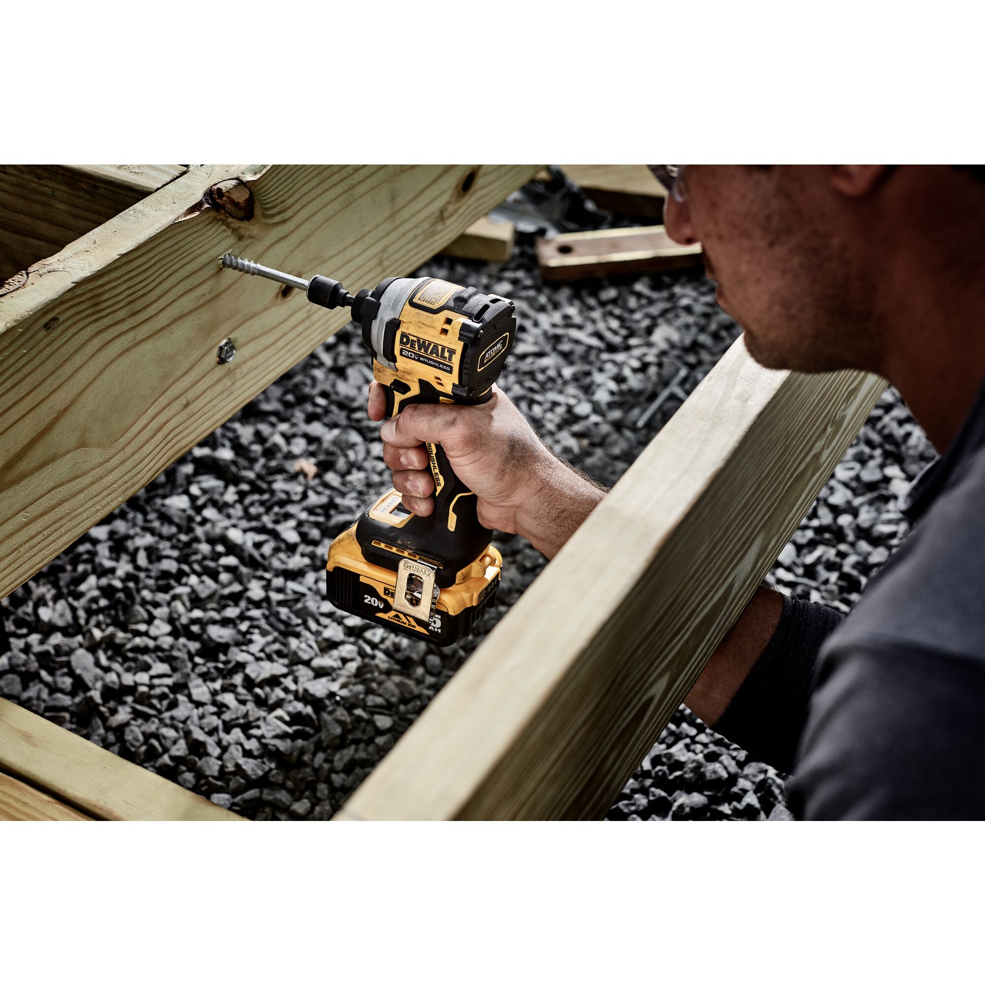 Dewalt quarter best sale inch impact driver