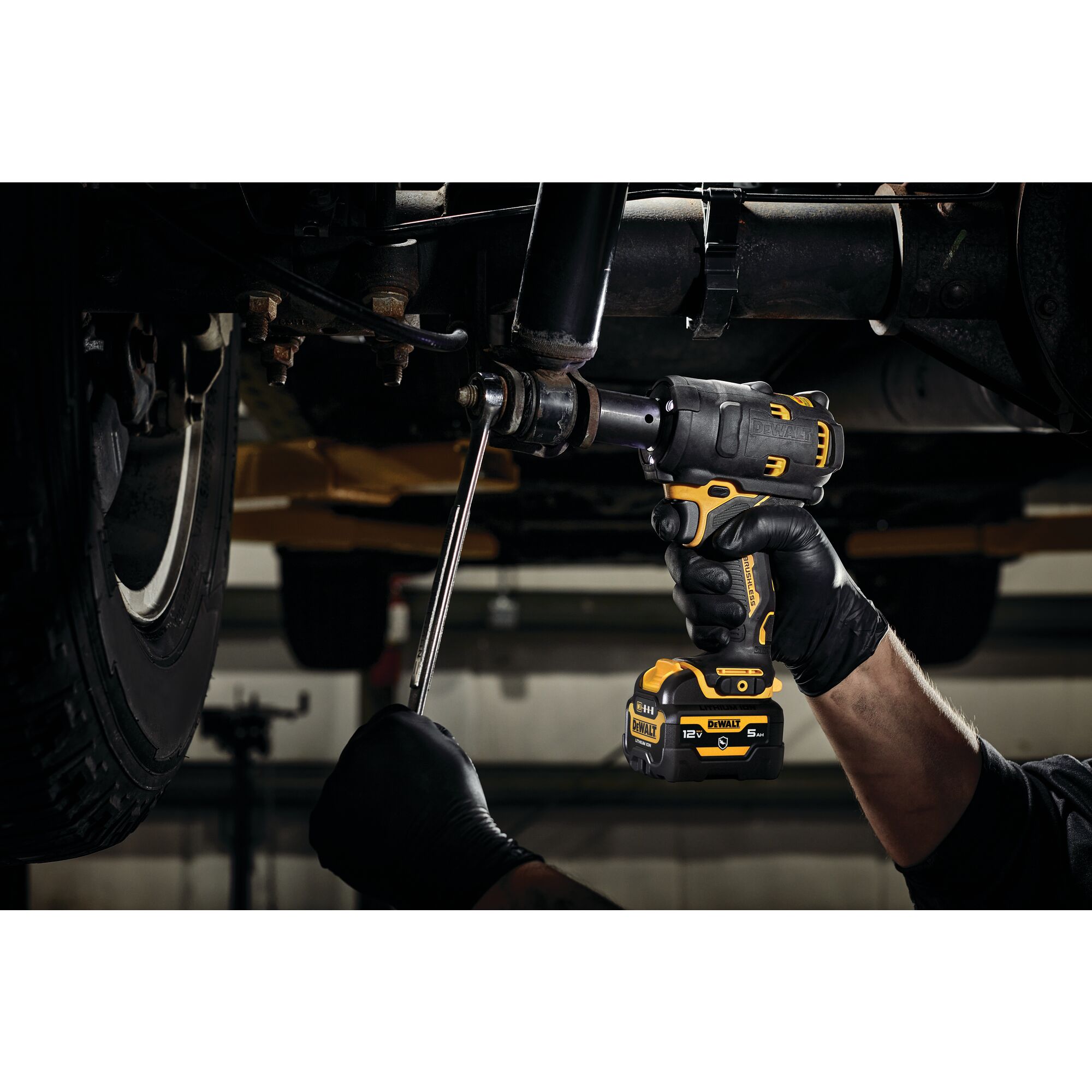 Dewalt 12 deals volt impact wrench