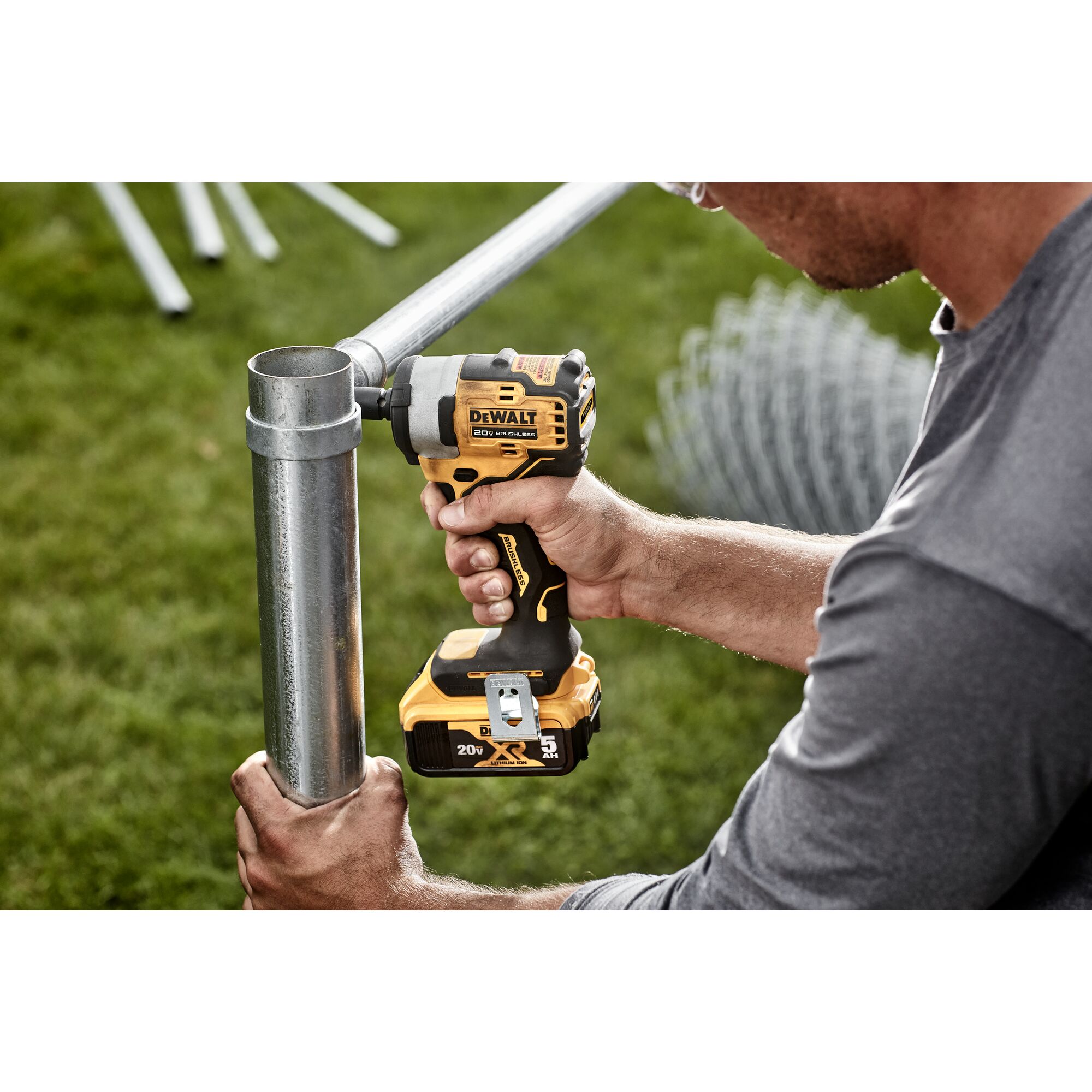 20V MAX* 3/8 in. Cordless Impact Wrench with Hog Ring Anvil (Tool