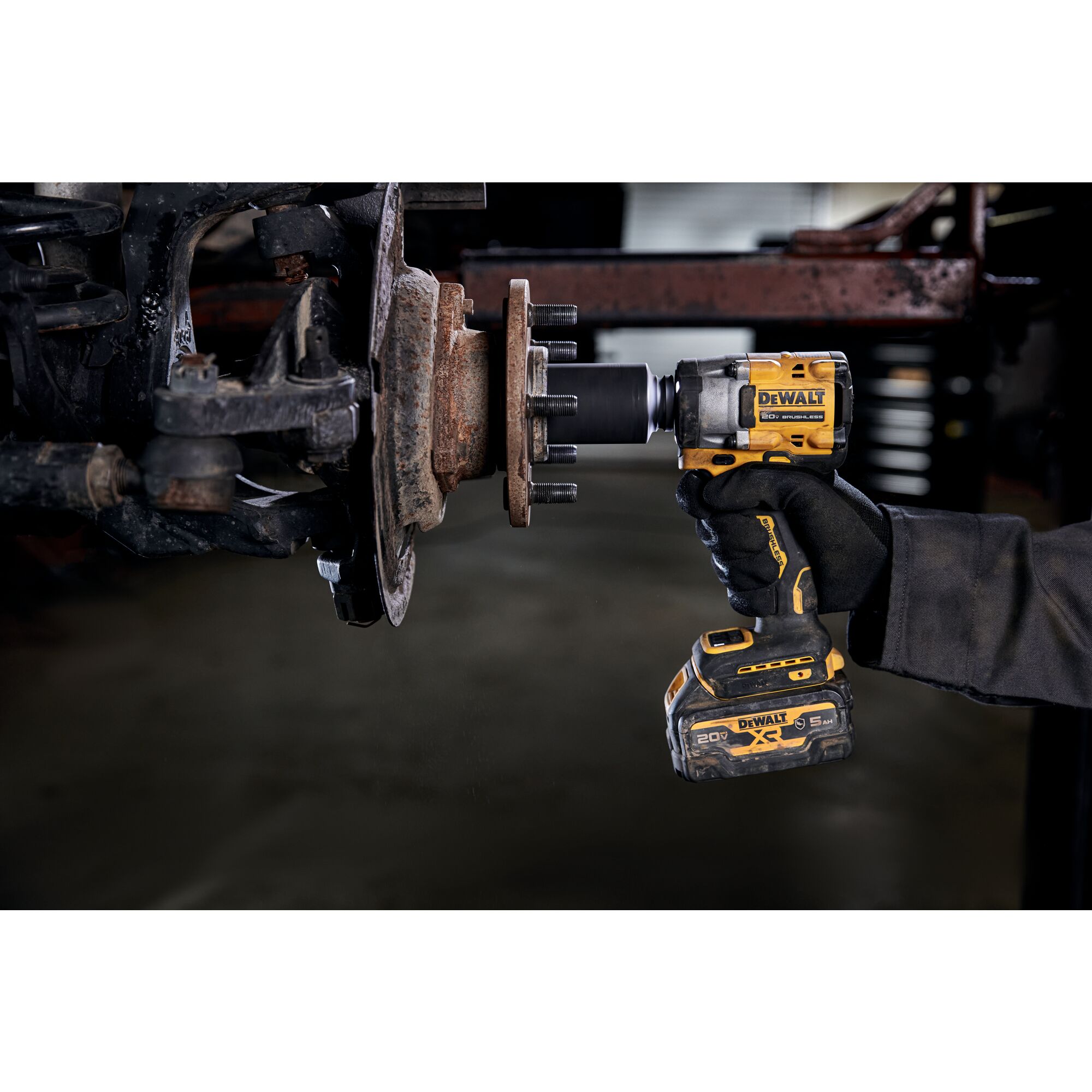 Dewalt 20 volt atomic deals impact driver