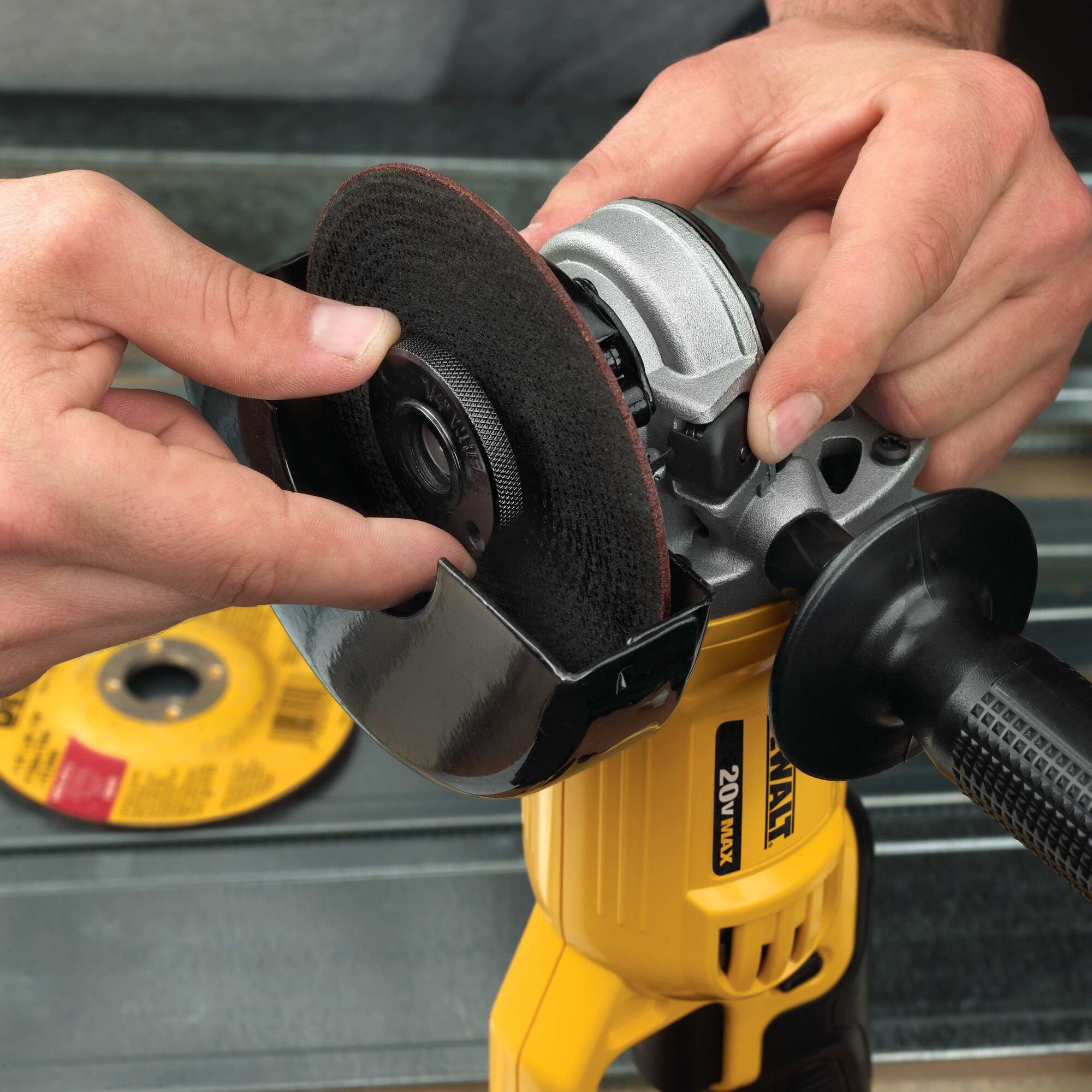 Dewalt dcg412b outlet grinder