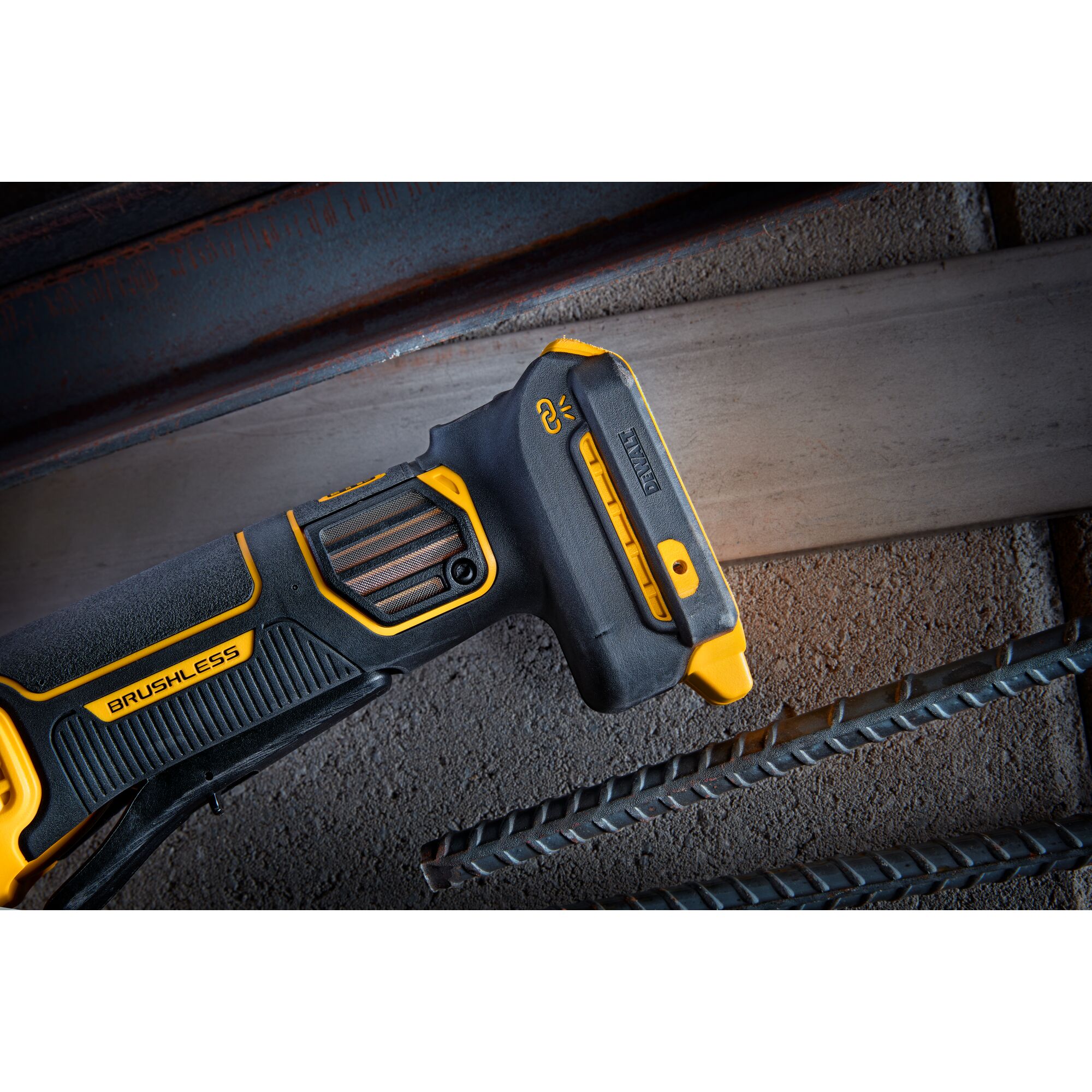 Dewalt wireless store tool control