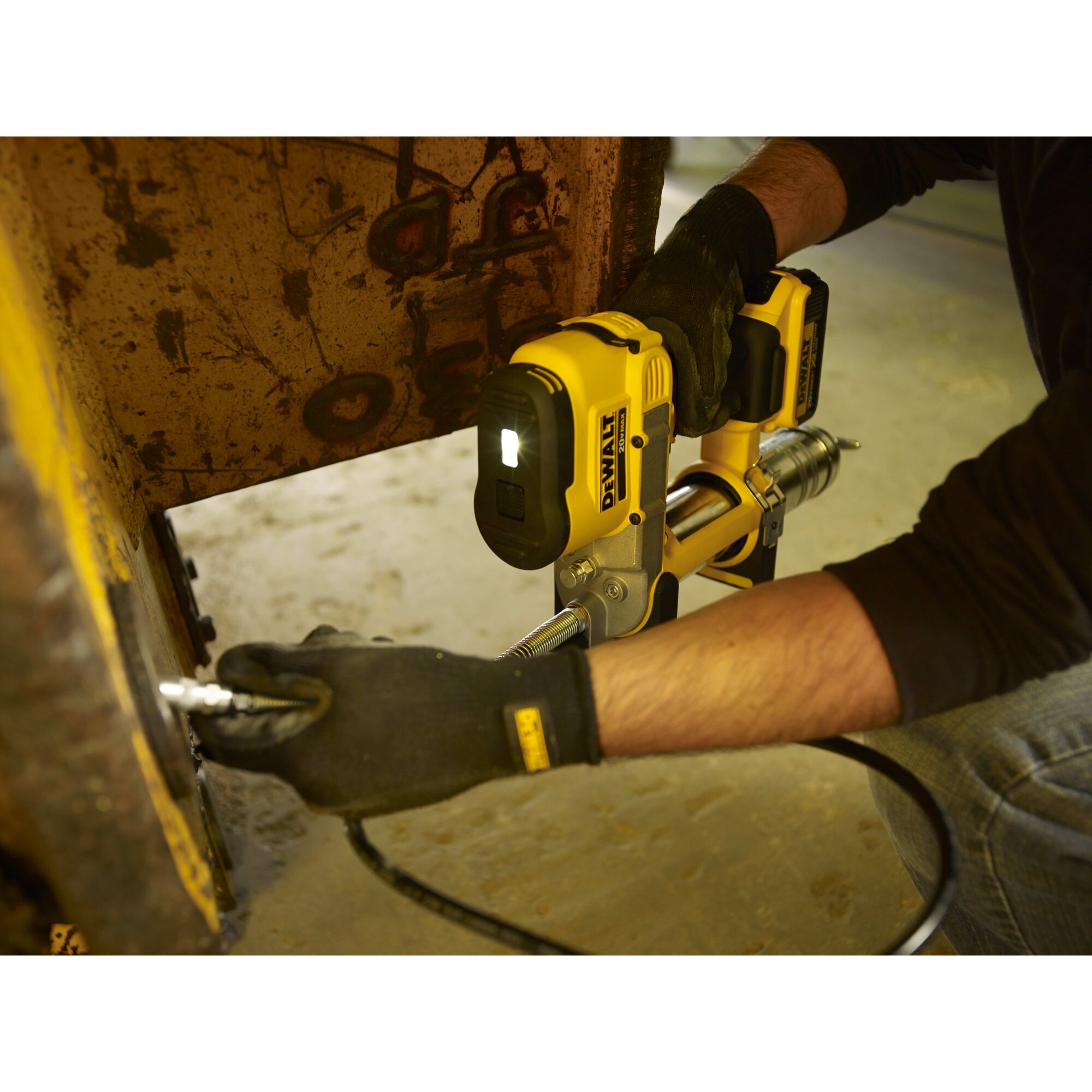 Dewalt 20 volt grease gun 2024 kit