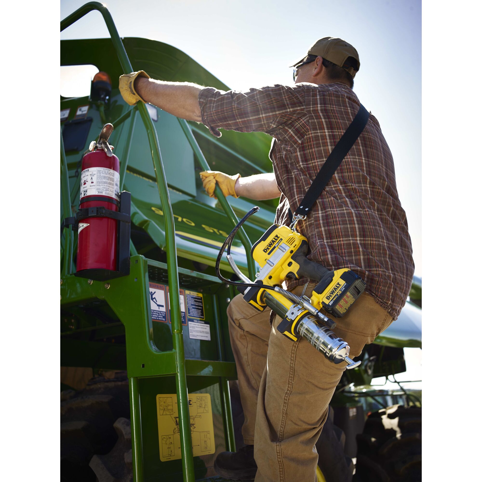 Grease gun deals battery powered dewalt