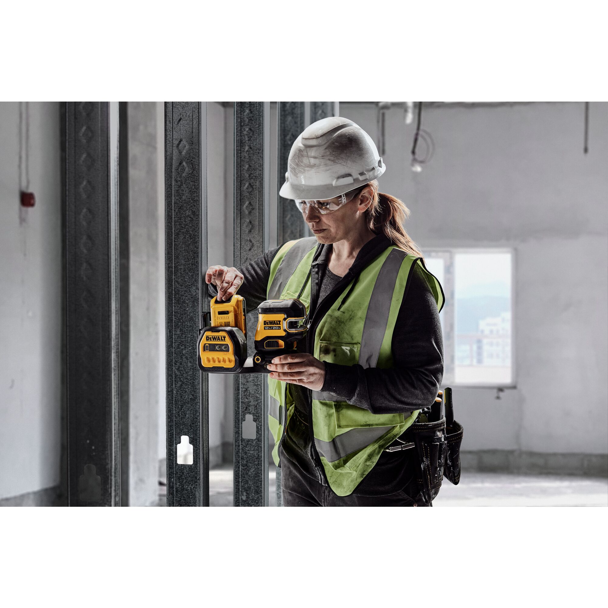 Dewalt 5 spot 2024 green laser