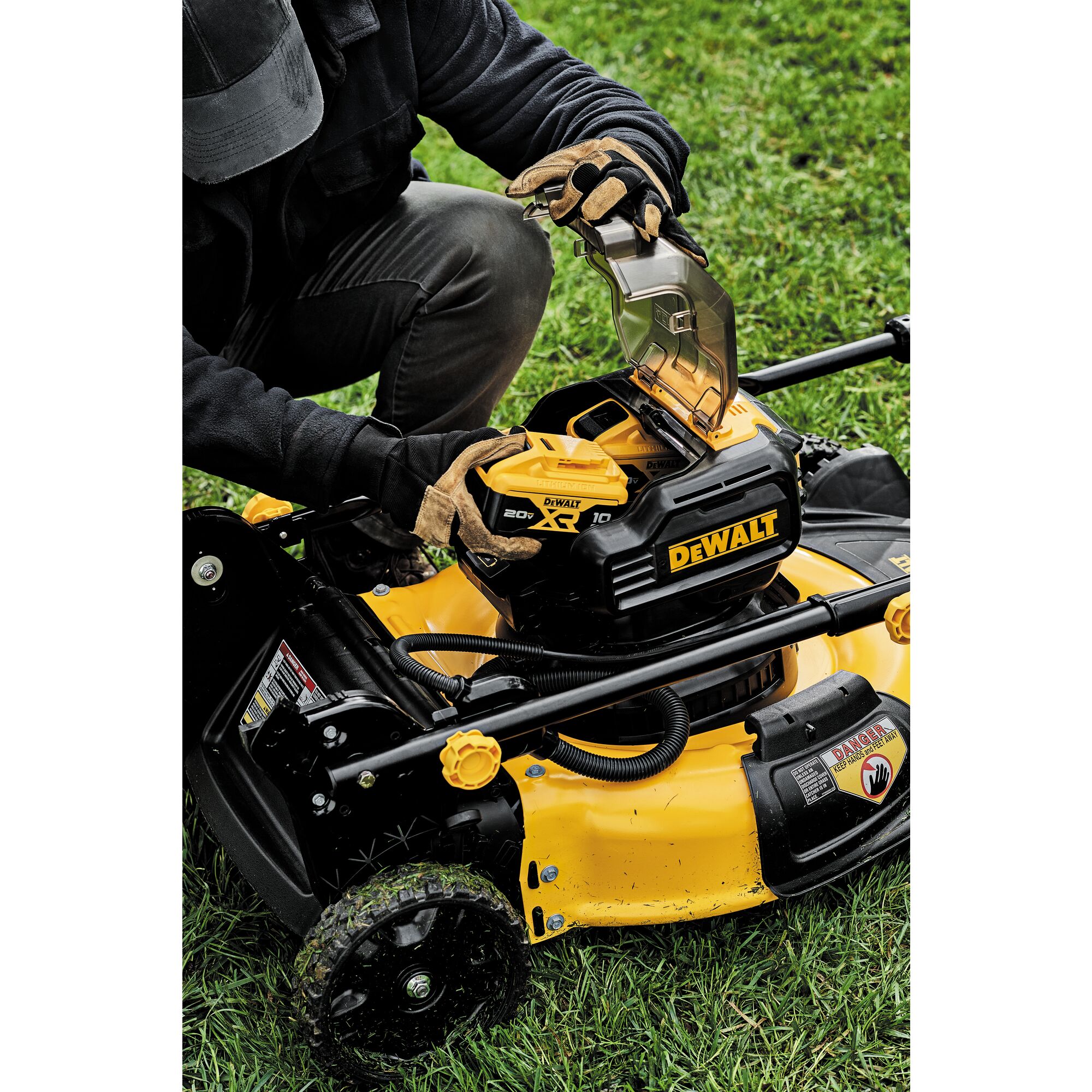 Dewalt battery deals push mower