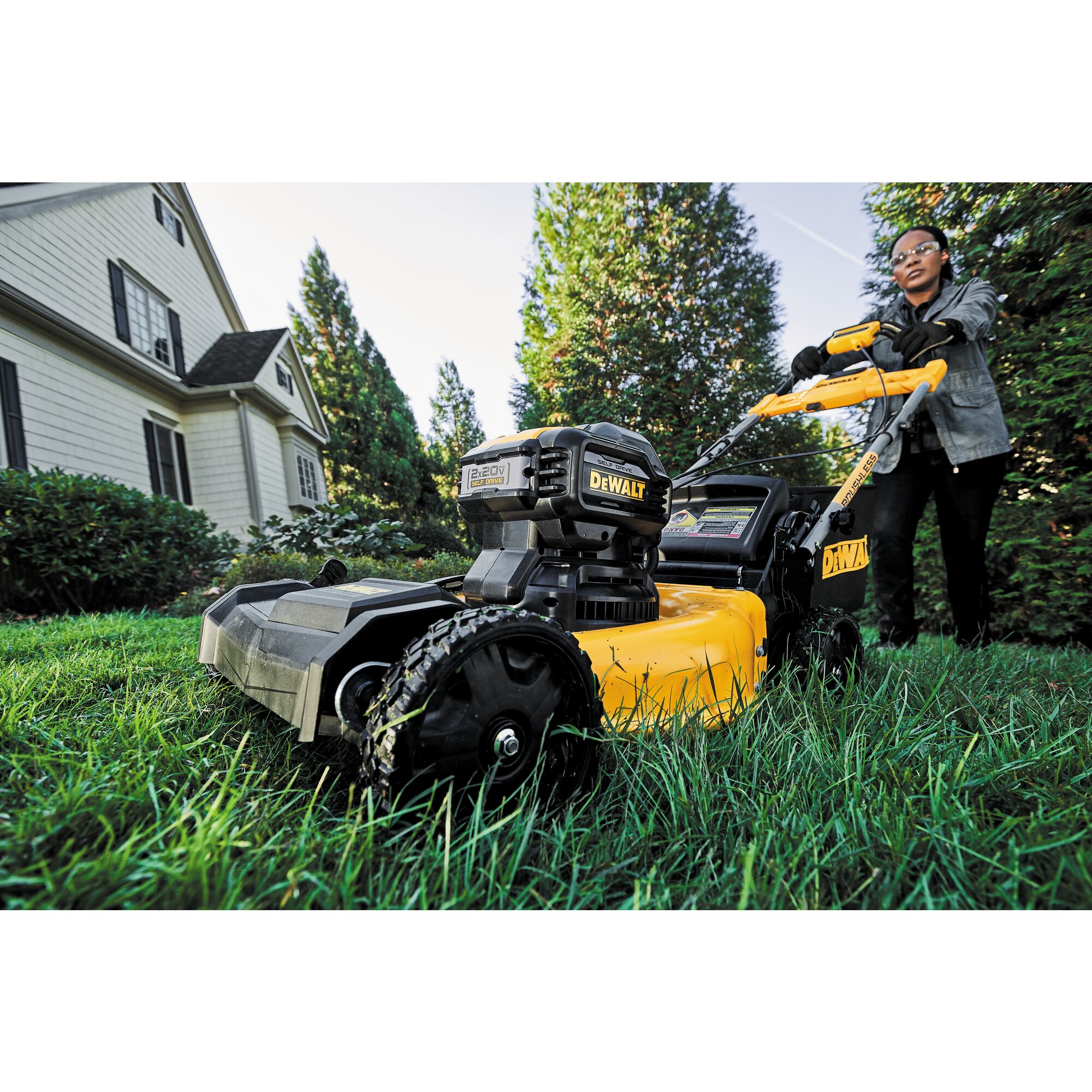 Dewalt self deals propelled mower