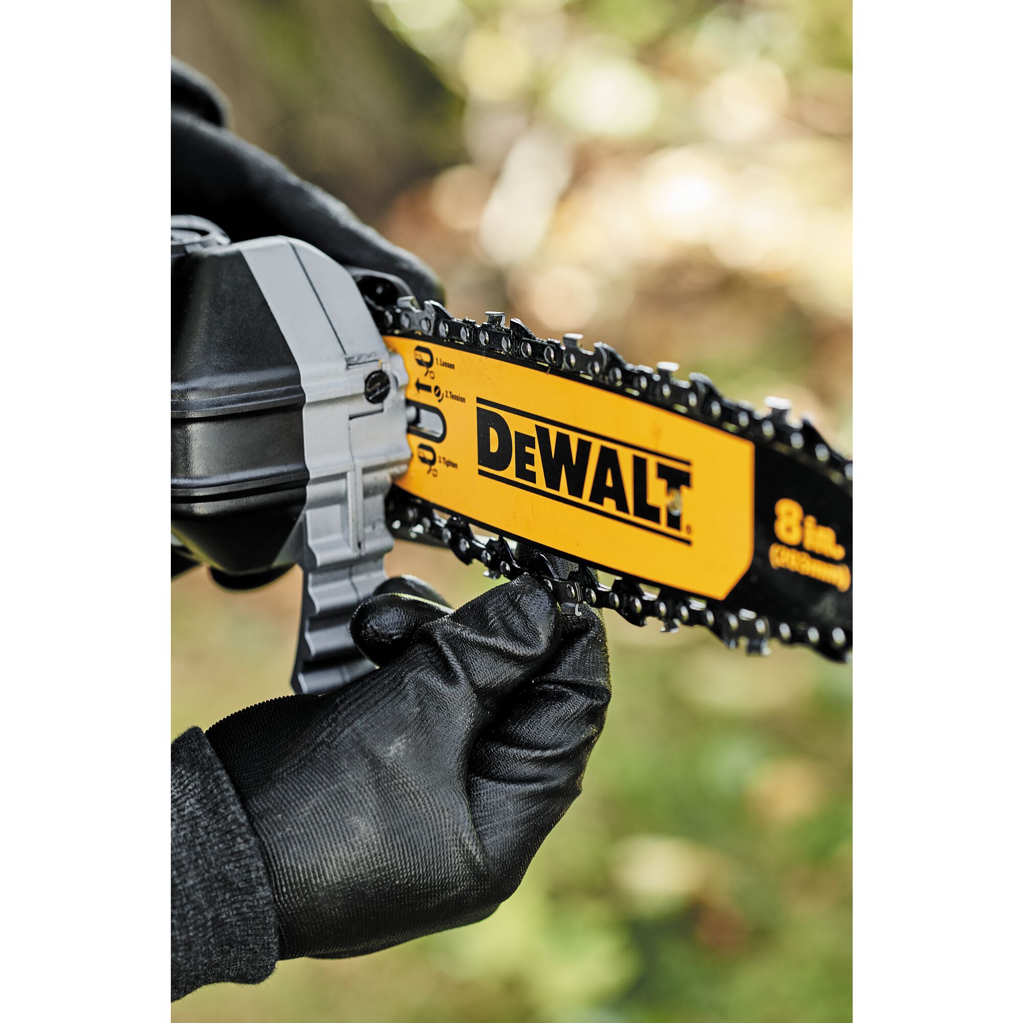 Dewalt pole saw with store battery and charger