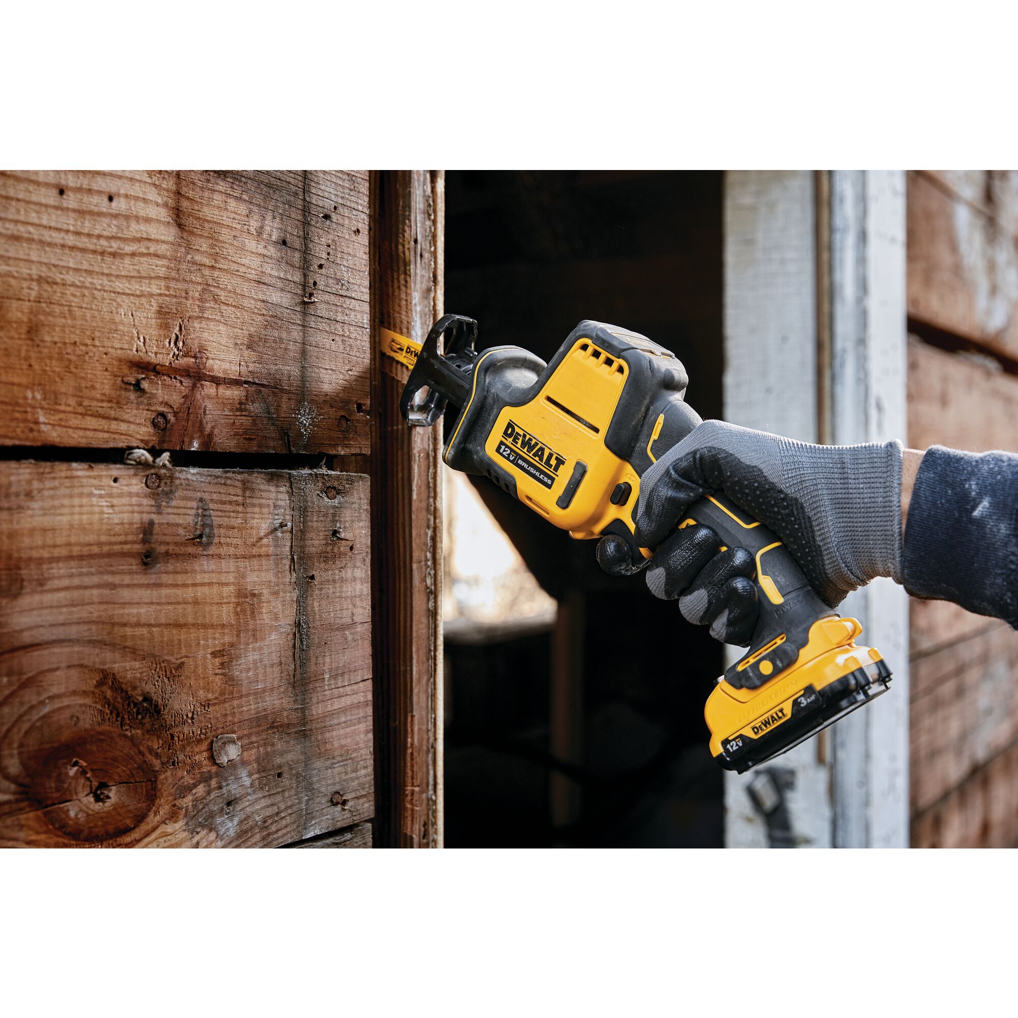 Sawzall deals cordless dewalt