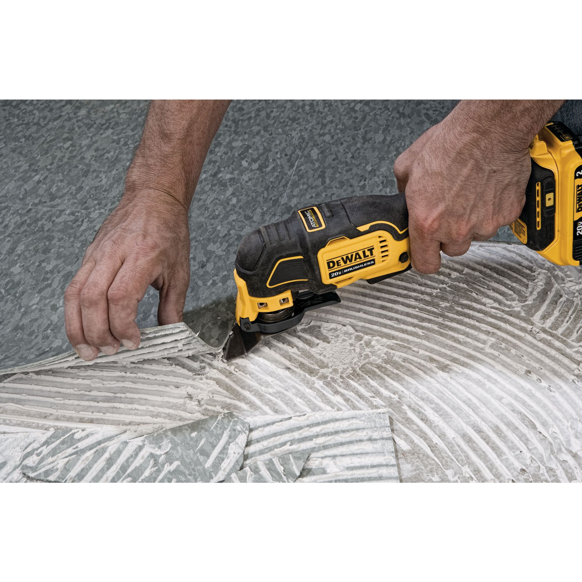 Dewalt multi on sale tool 4ah