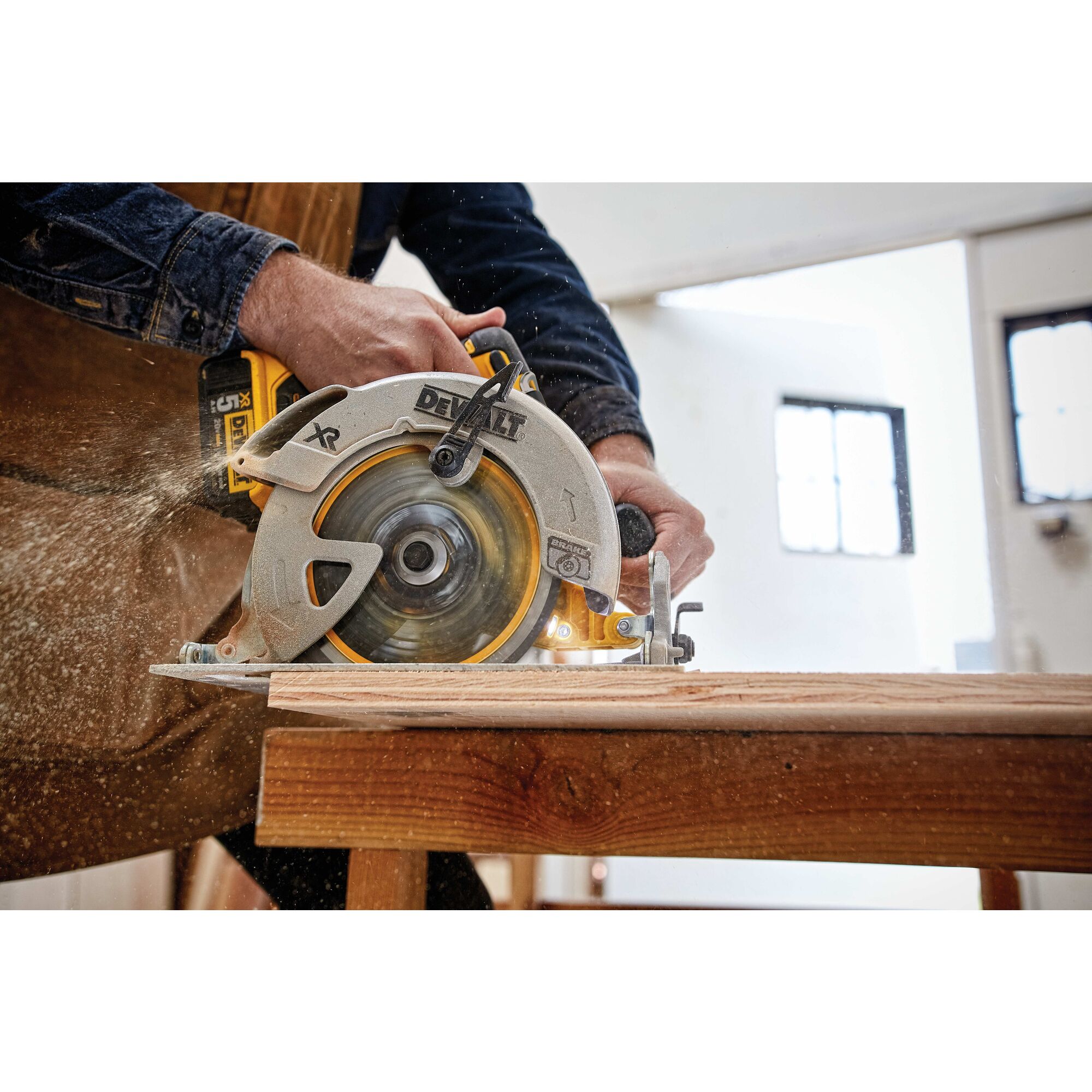 Dewalt circular best sale saw storage box