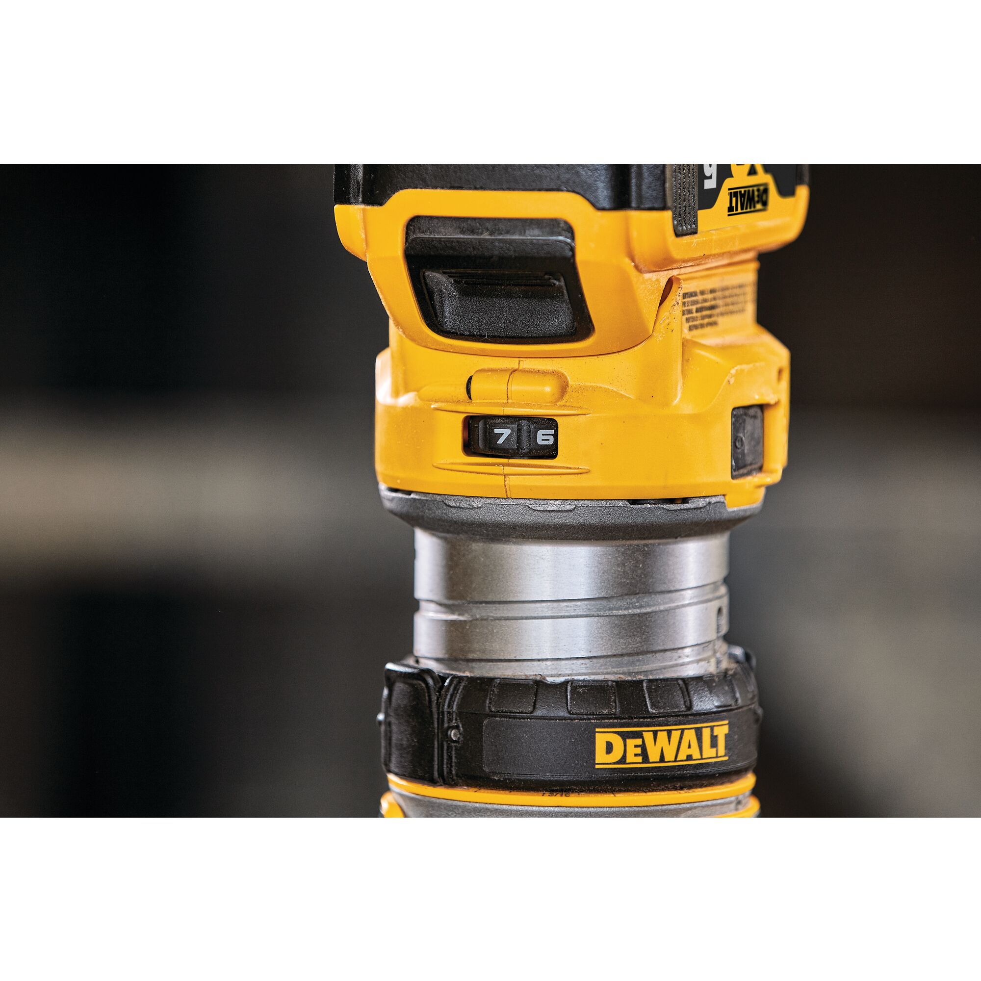 Dewalt dcw600b deals cordless compact router