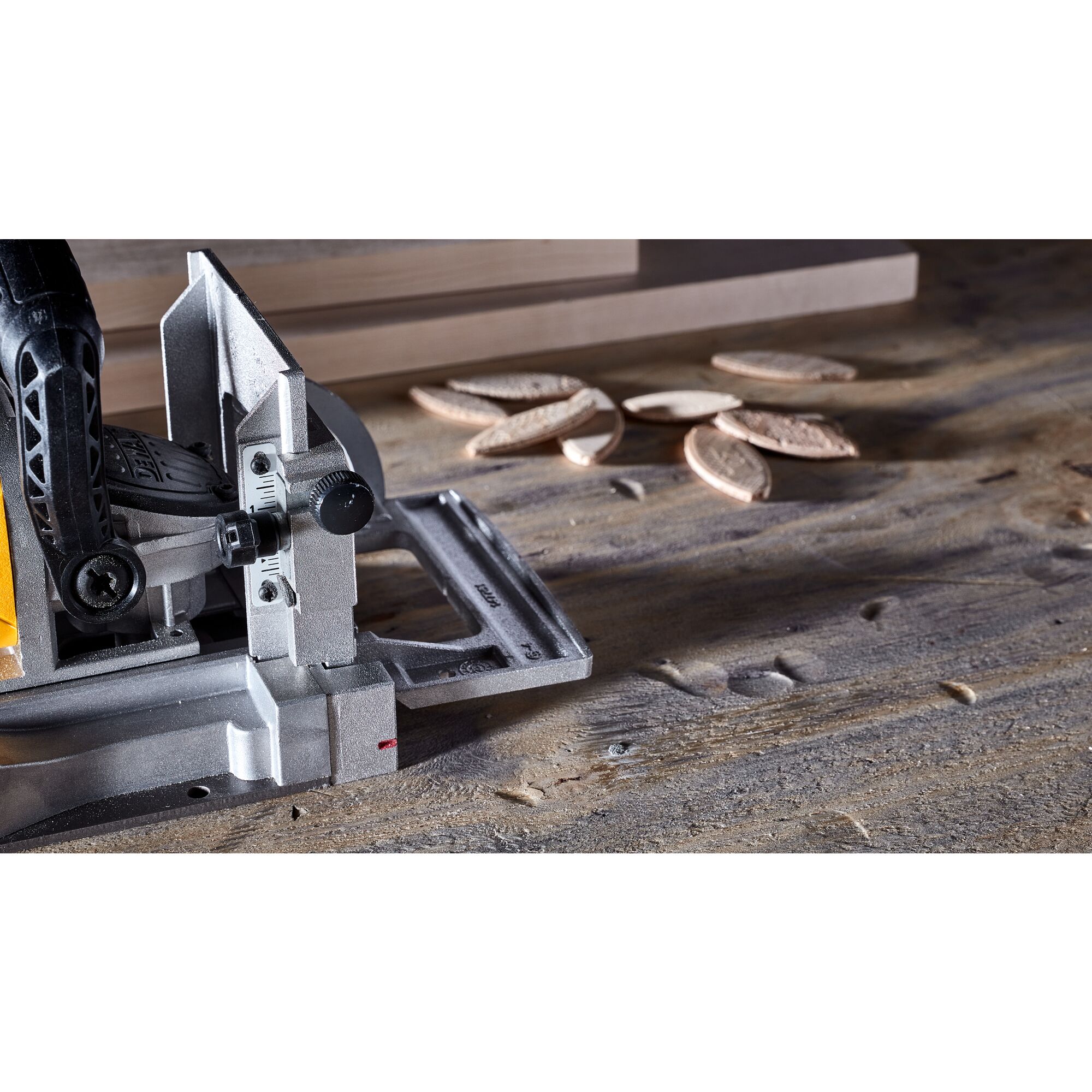 Milwaukee biscuit 2024 joiner cordless