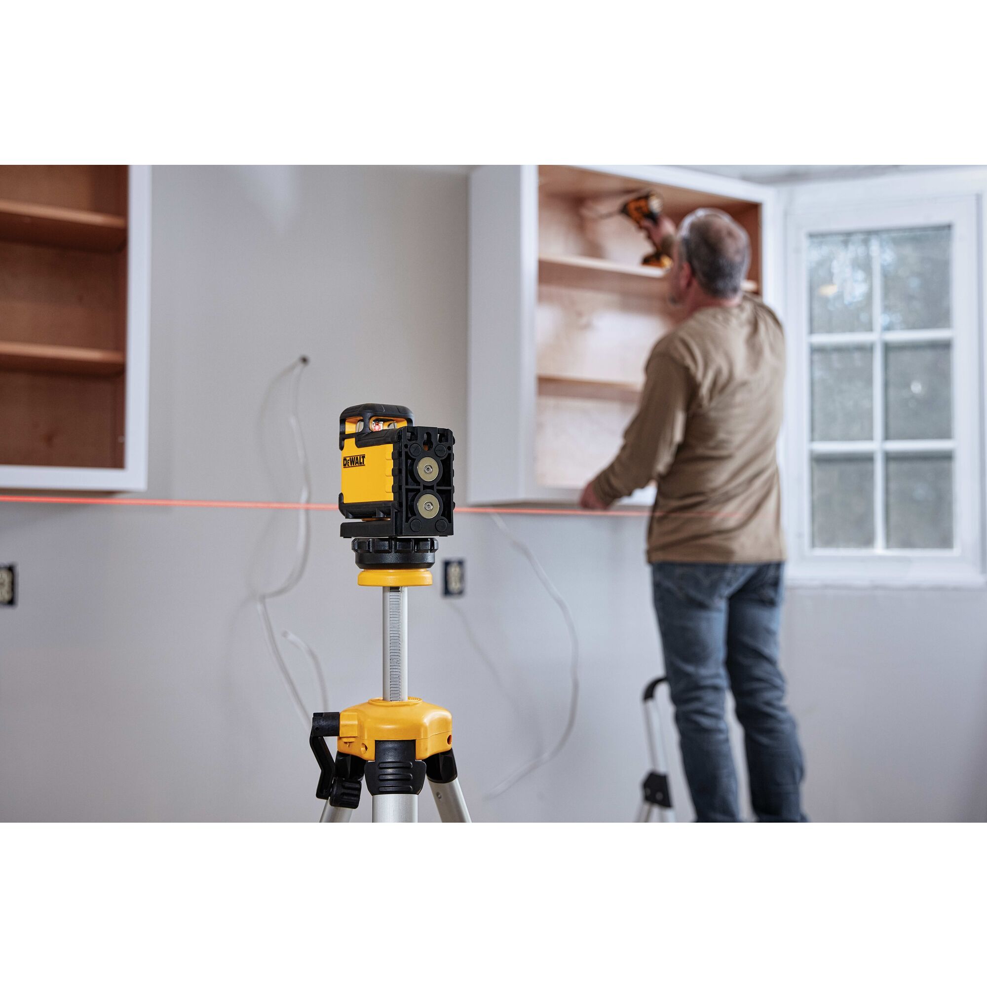 Dewalt 360 deals cross line laser