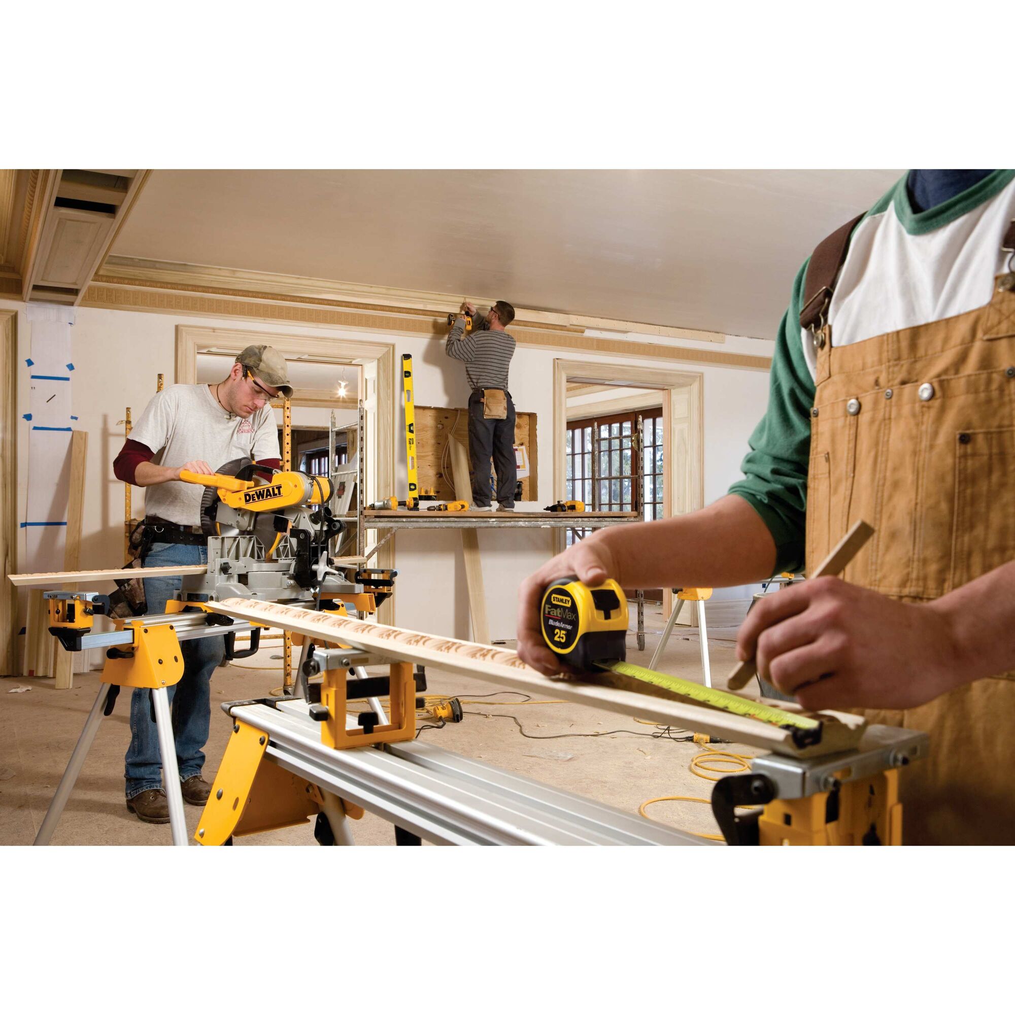 Dewalt 12 inch compound deals miter saw with stand