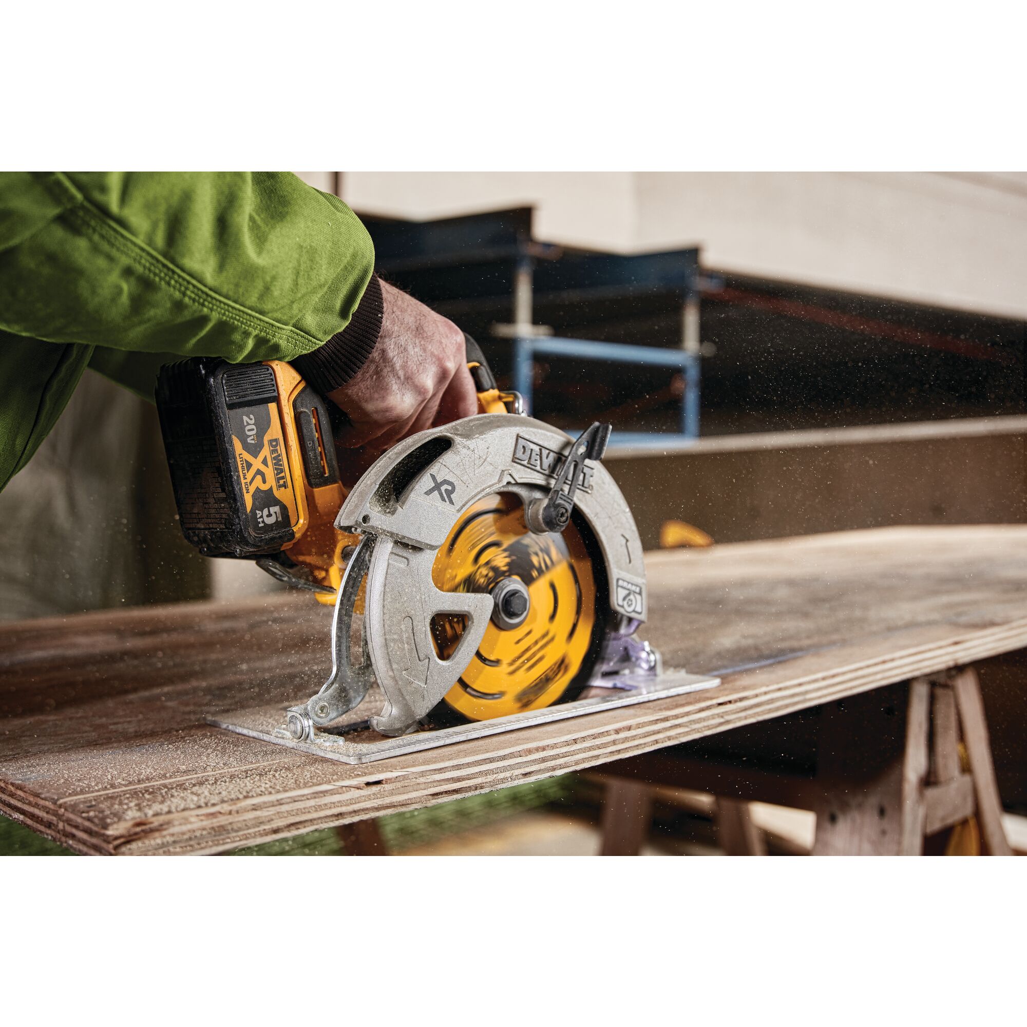 Dewalt 14.4 online v circular saw