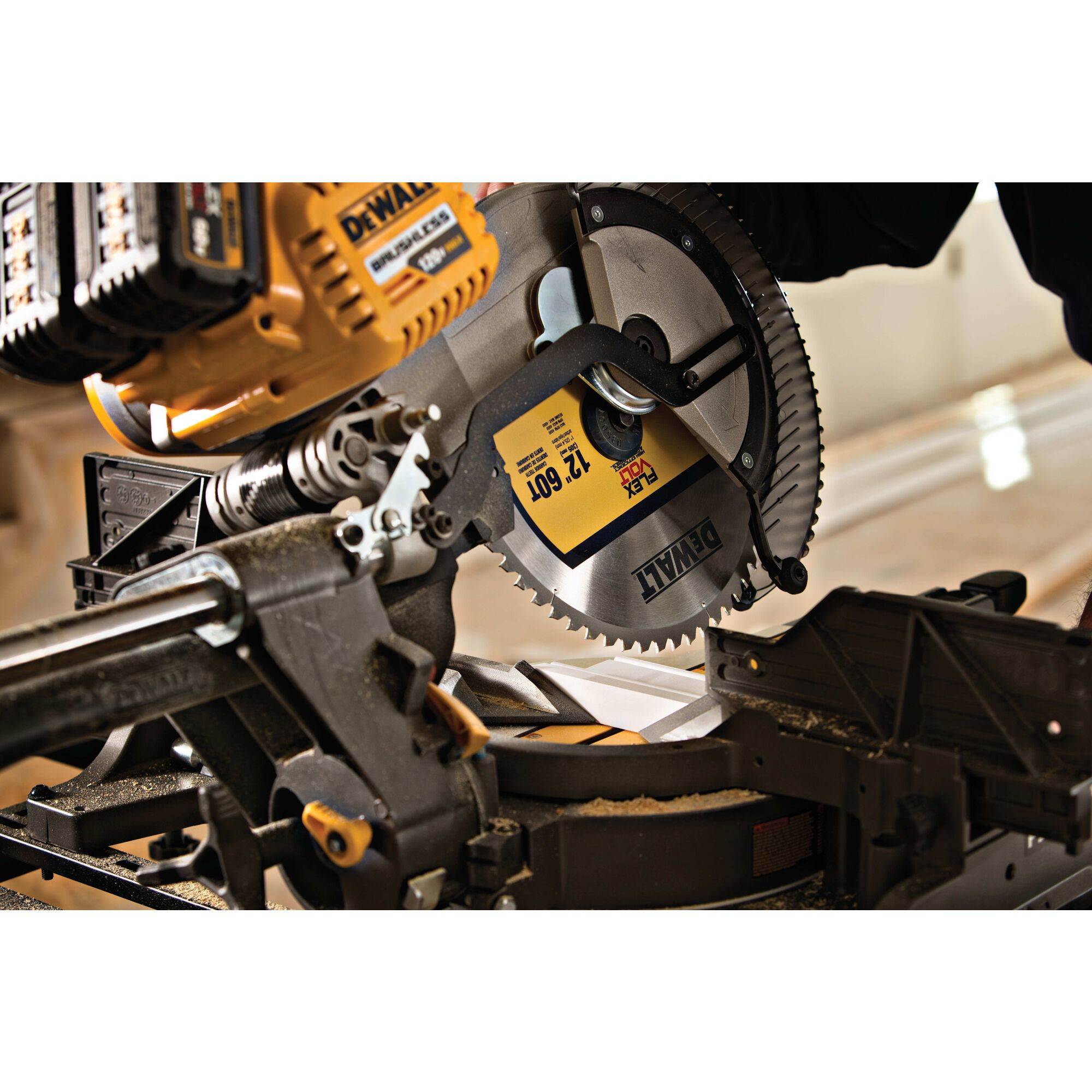 Dewalt miter deals saw blade