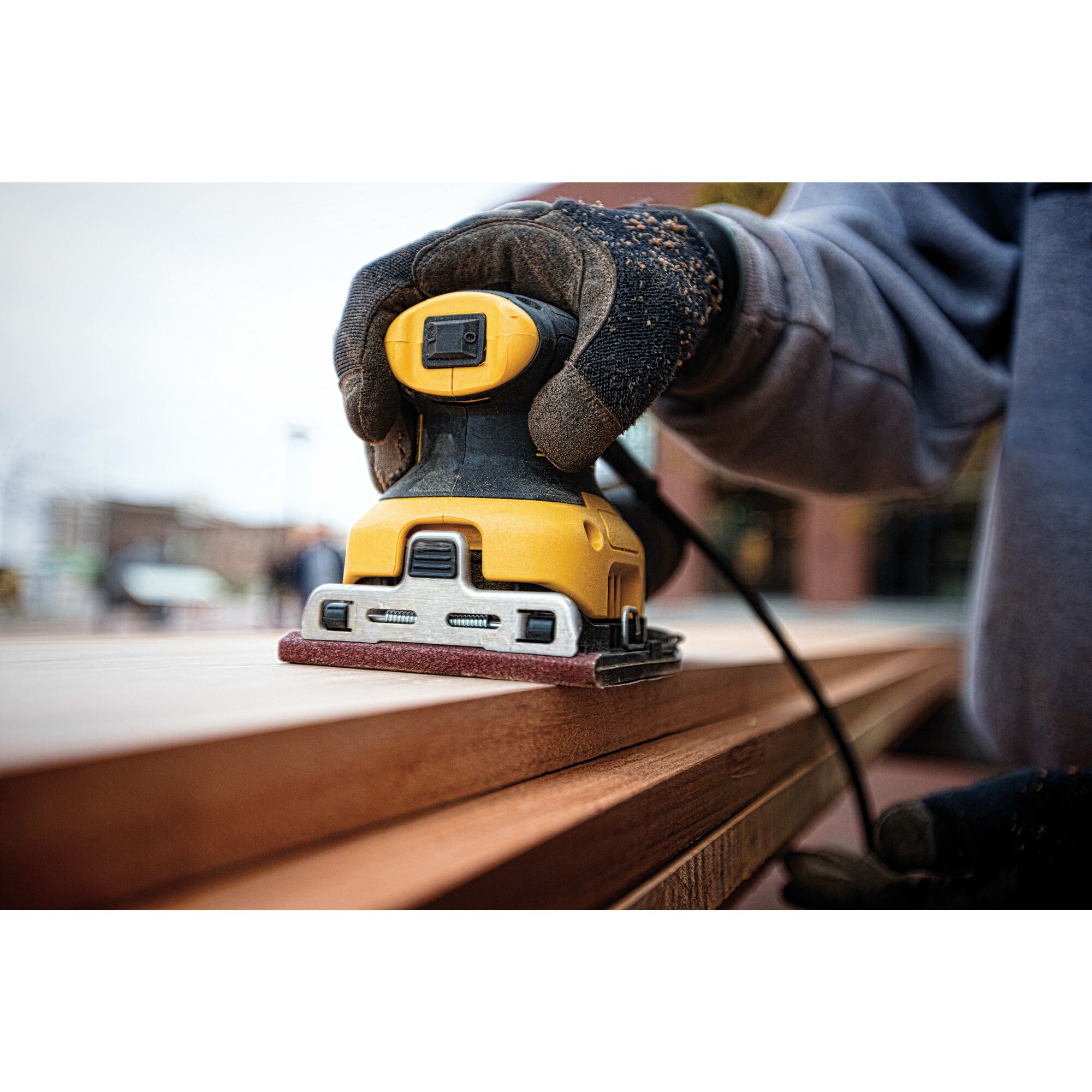 Dewalt on sale finishing sander