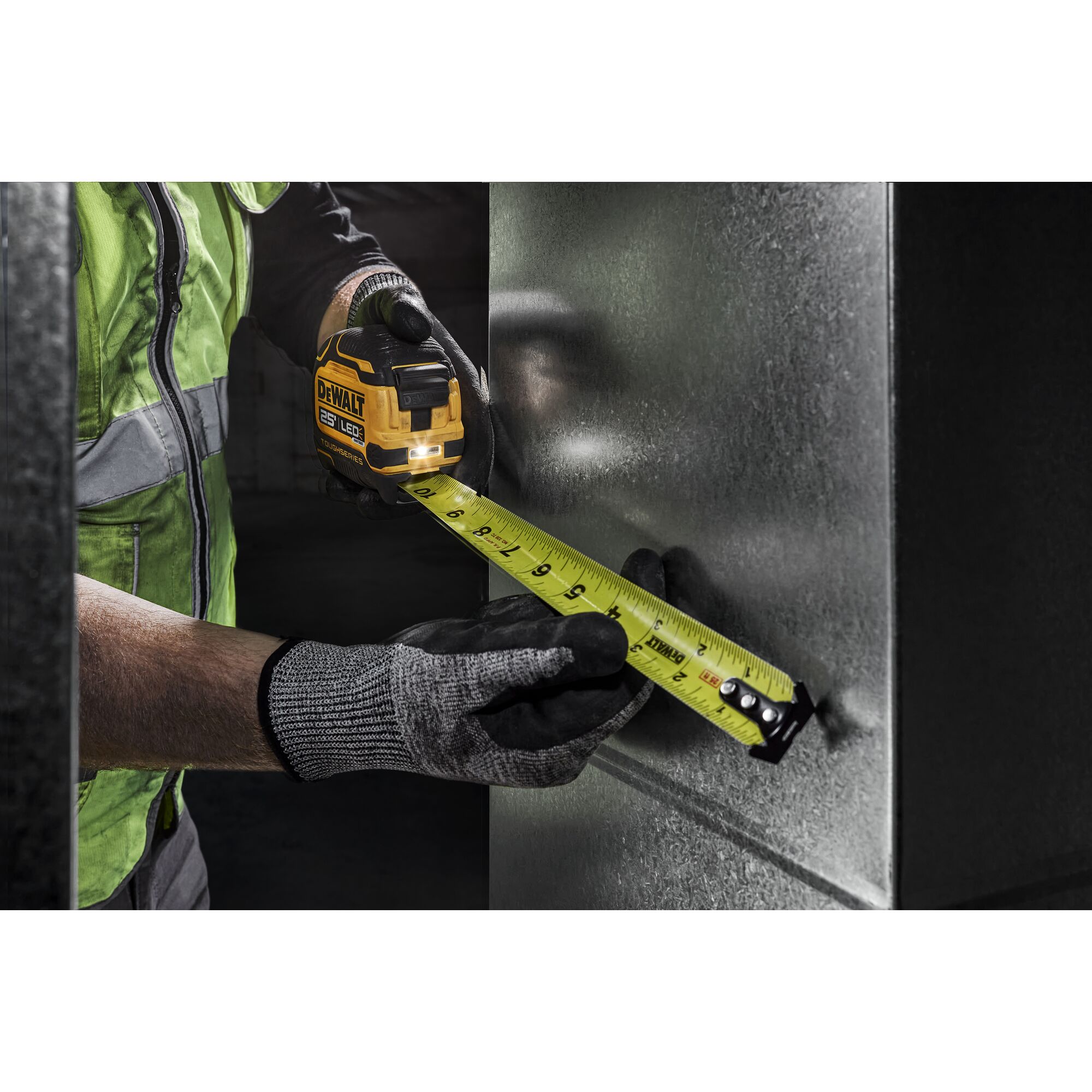 Dewalt easy deals read tape measure