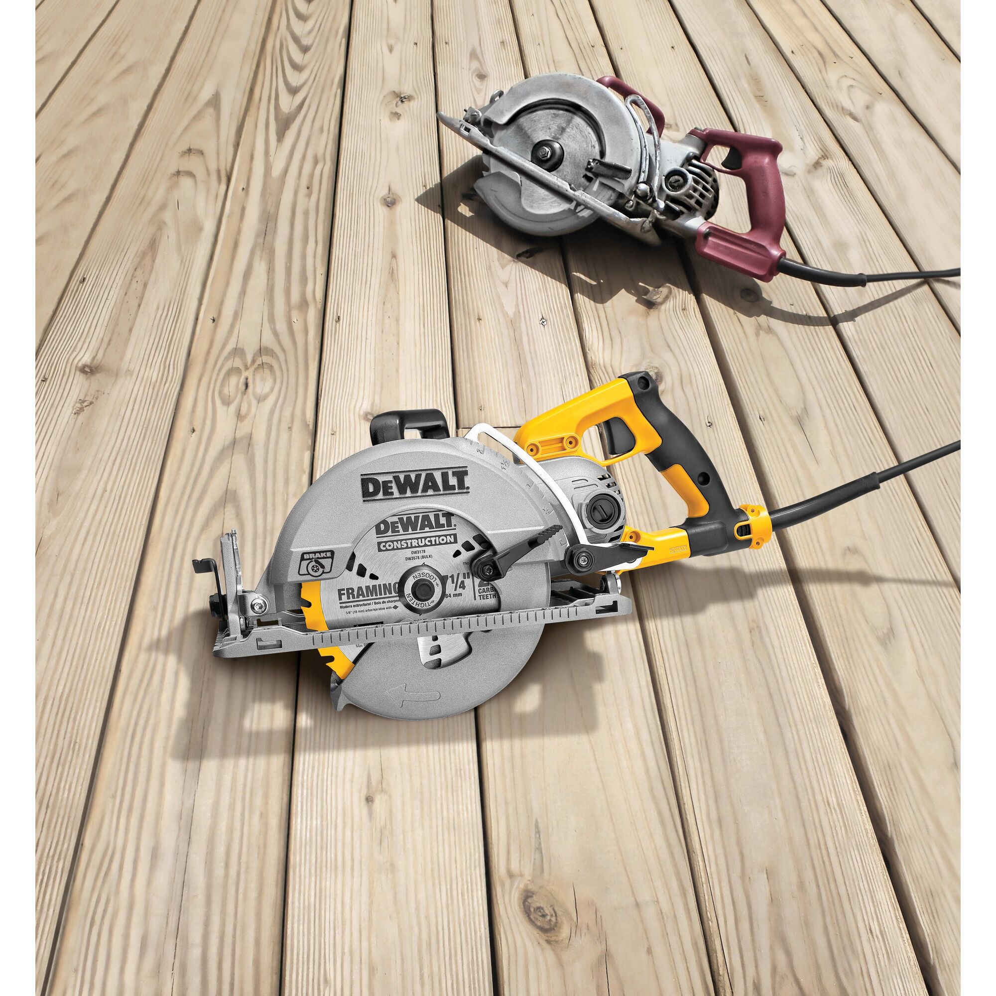 Dewalt worm deals drive saw corded