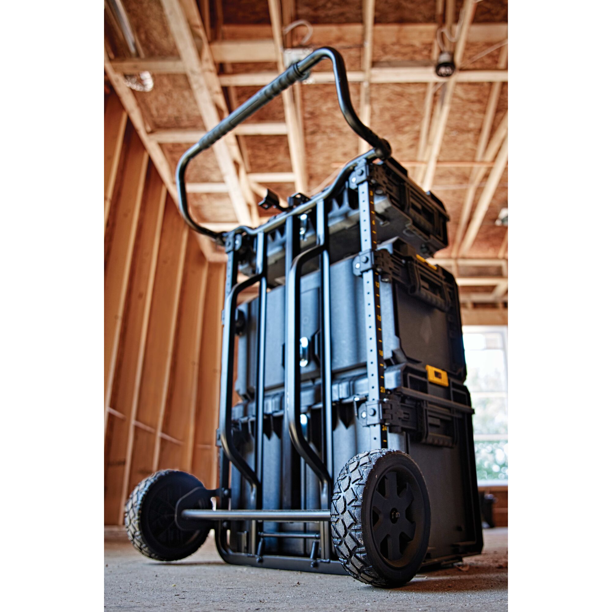 Dewalt deals toughsystem trolley