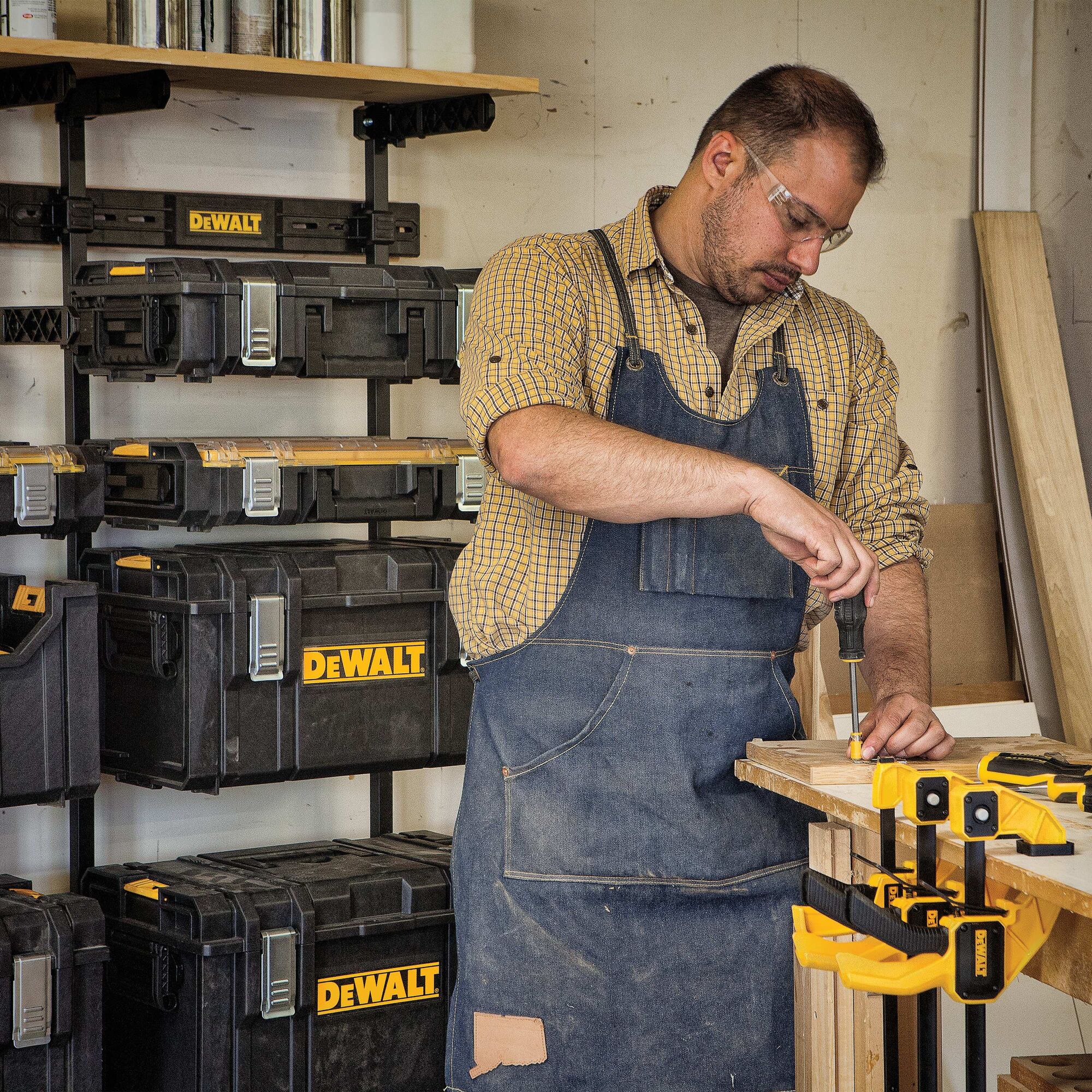 TOUGHSYSTEM Workshop Racking System DEWALT