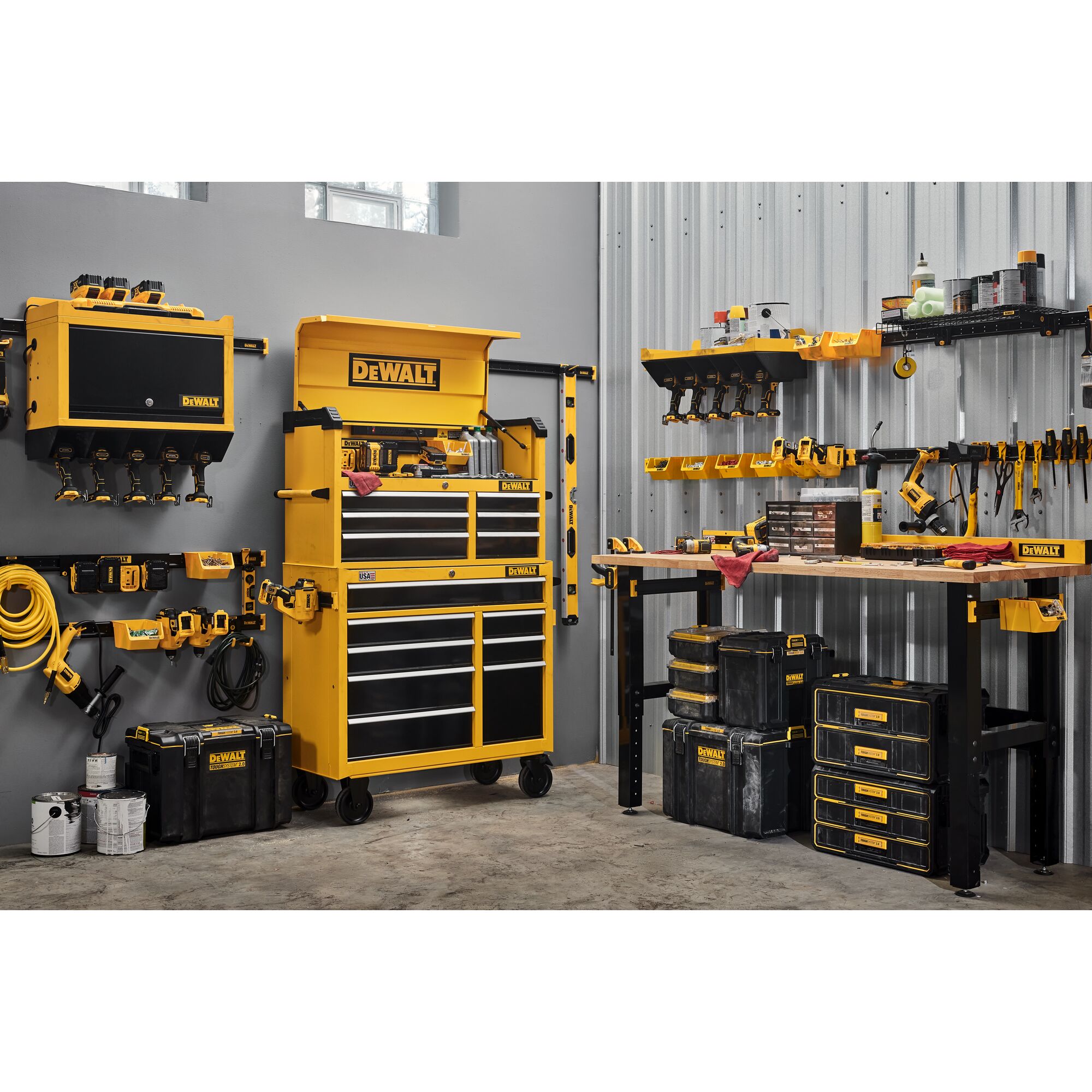 Dewalt 41 store tool chest