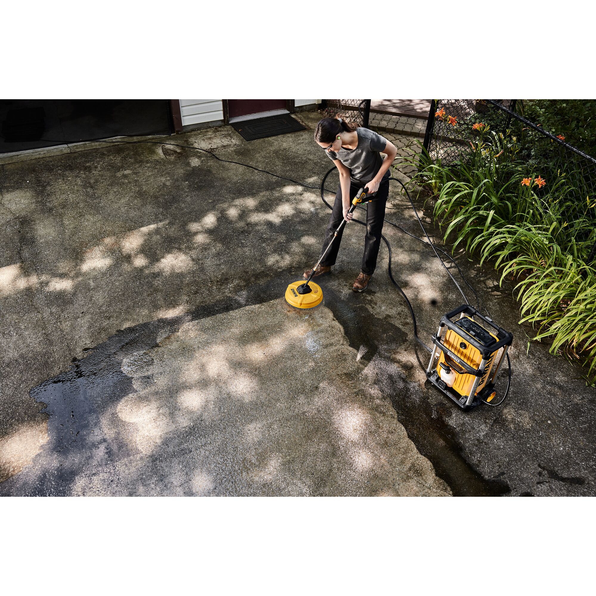 Dewalt pressure deals washer driveway cleaner