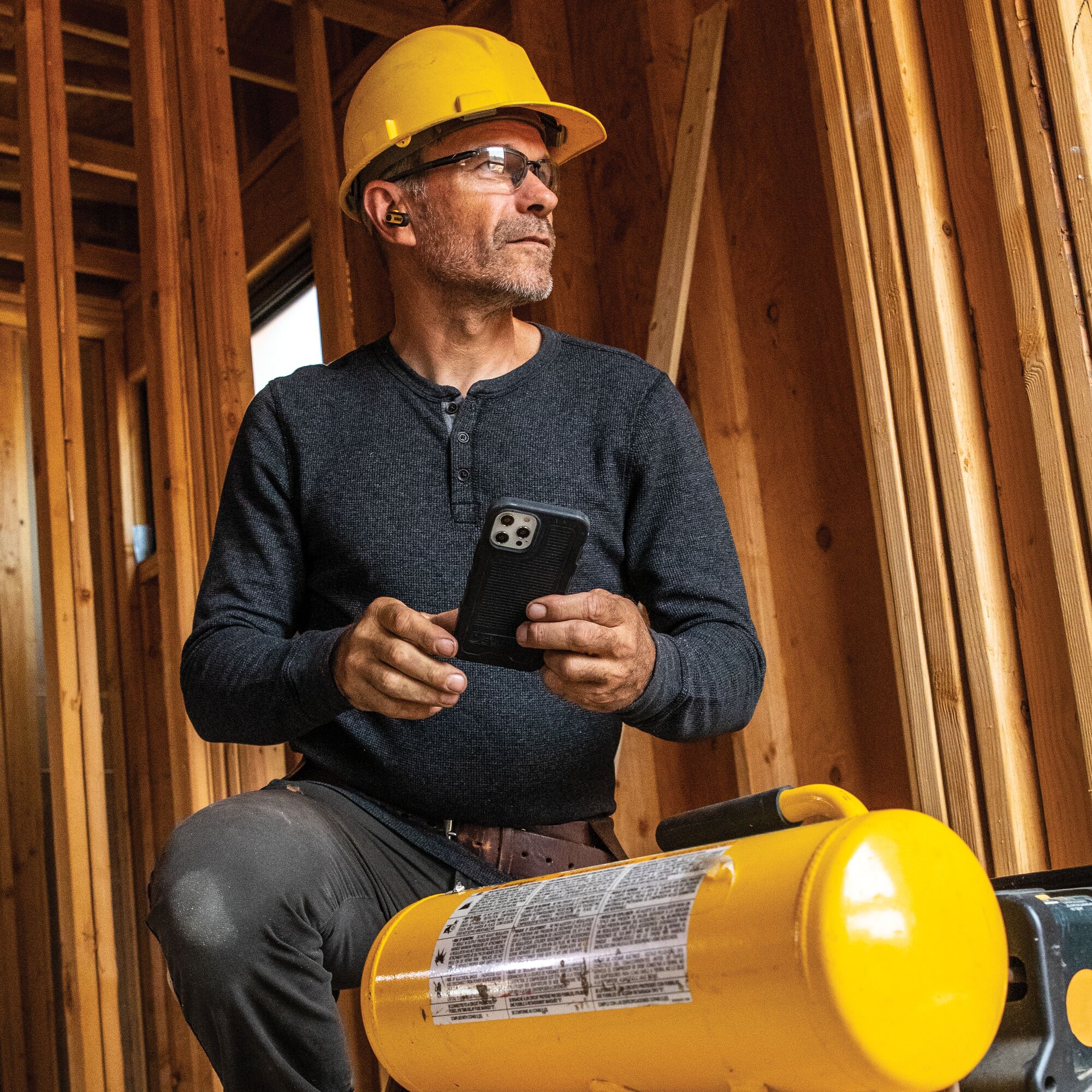 Pro-X1 Jobsite True Wireless Earbuds with Charging Case | DEWALT